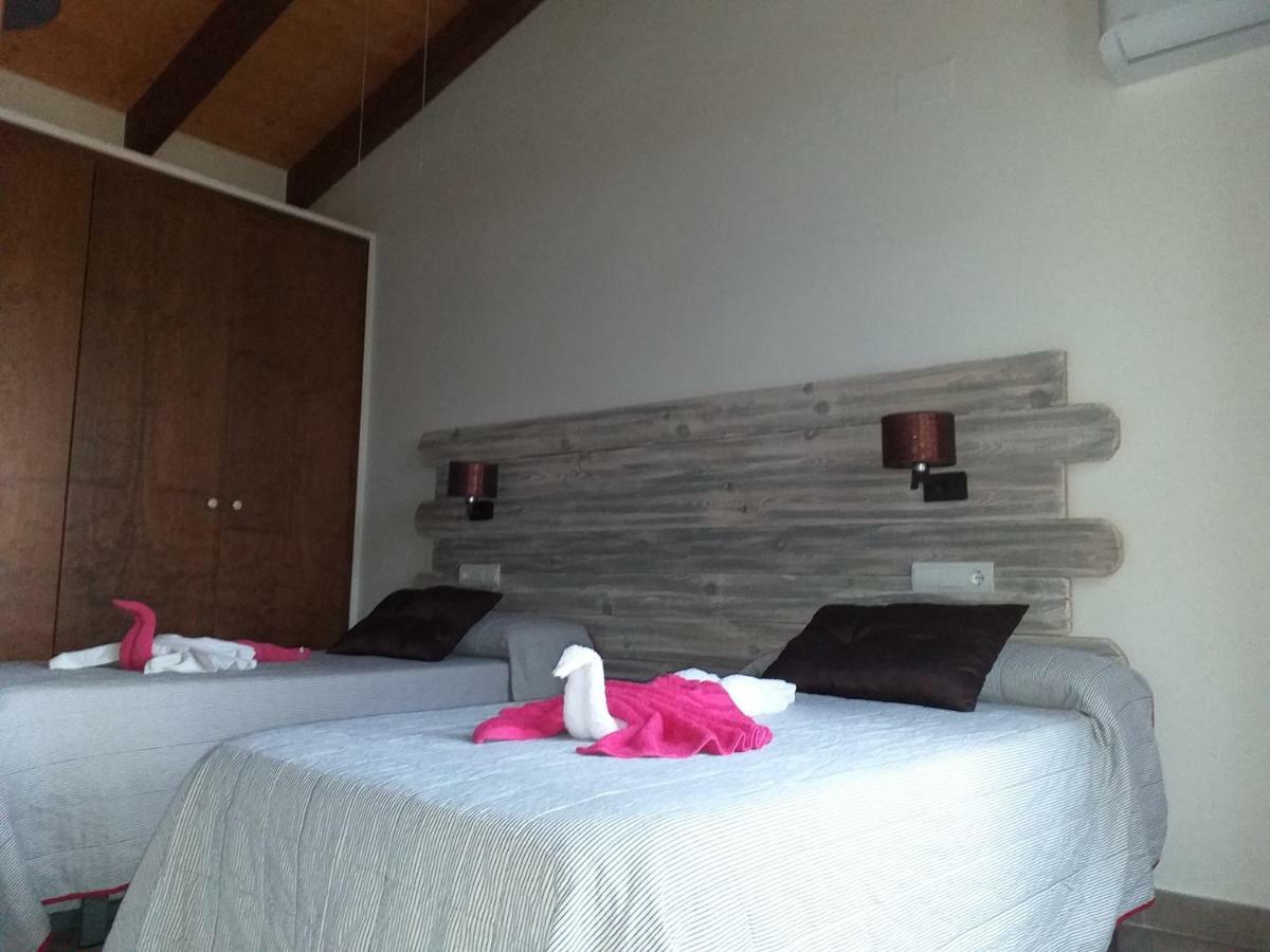 Mas Dels Bonos Guest House Делтебре Екстериор снимка